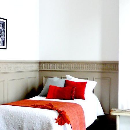 Sgt.Pepper'S Bnb Ixelles Bagian luar foto