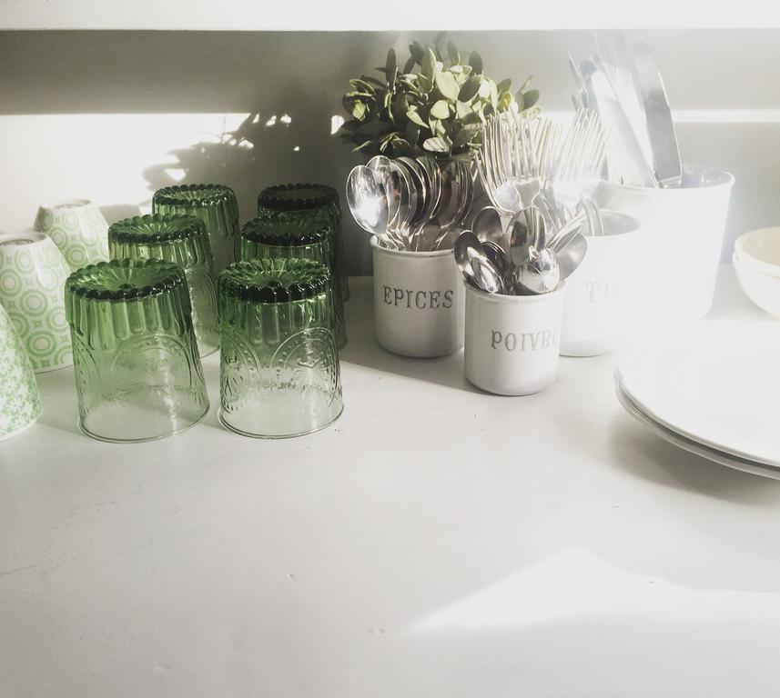 Sgt.Pepper'S Bnb Ixelles Bagian luar foto